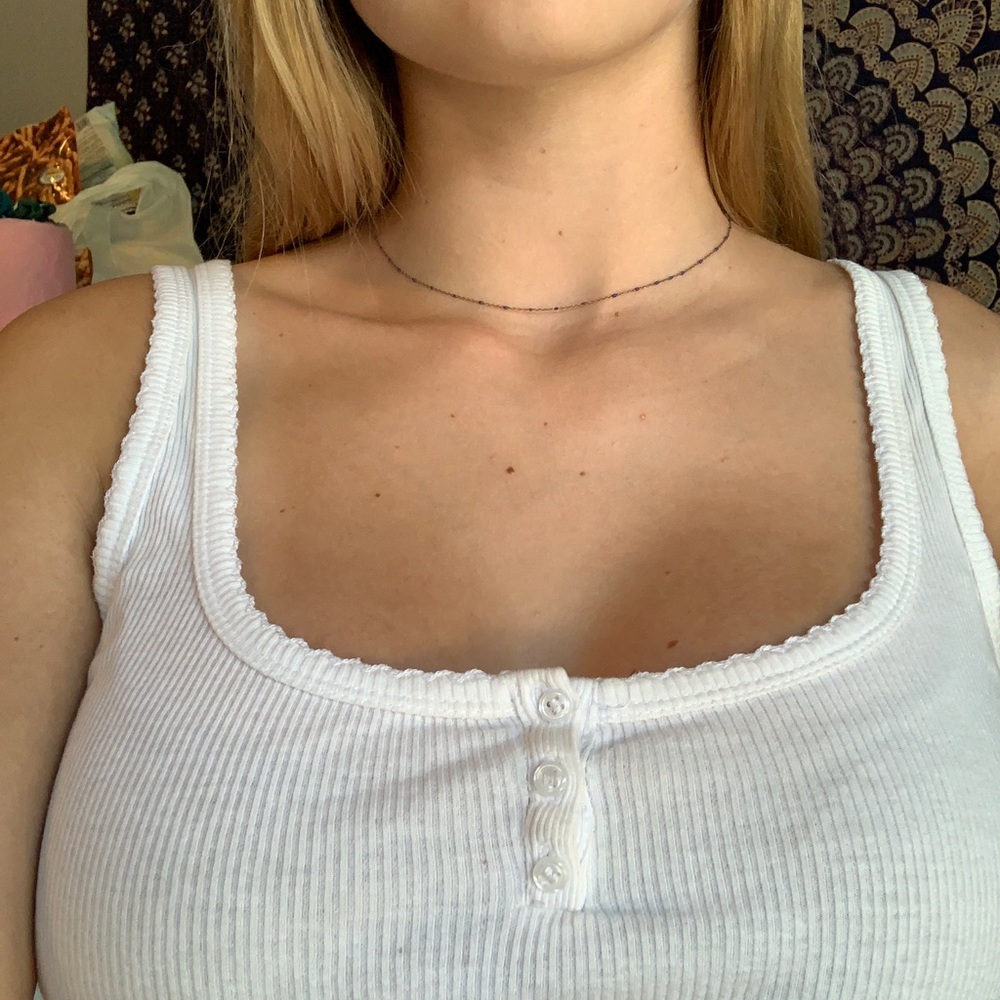 White button tank - Picture 2 of 3